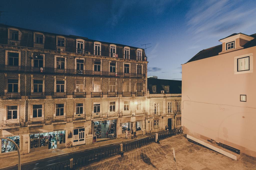 Deco Gem Bica Apartment Lisbon Room photo